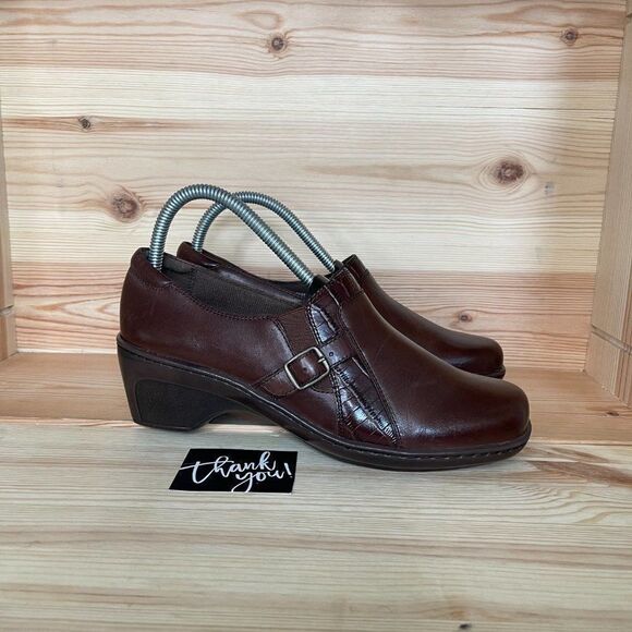 WMs Clarks 88807 Slip On Loafer Shoes US 7.5M - Picture 1 of 8